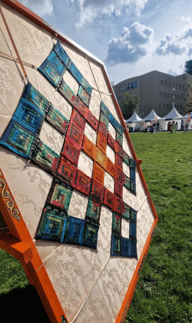 Ulzii pattern by Mongolian Quilting Centre