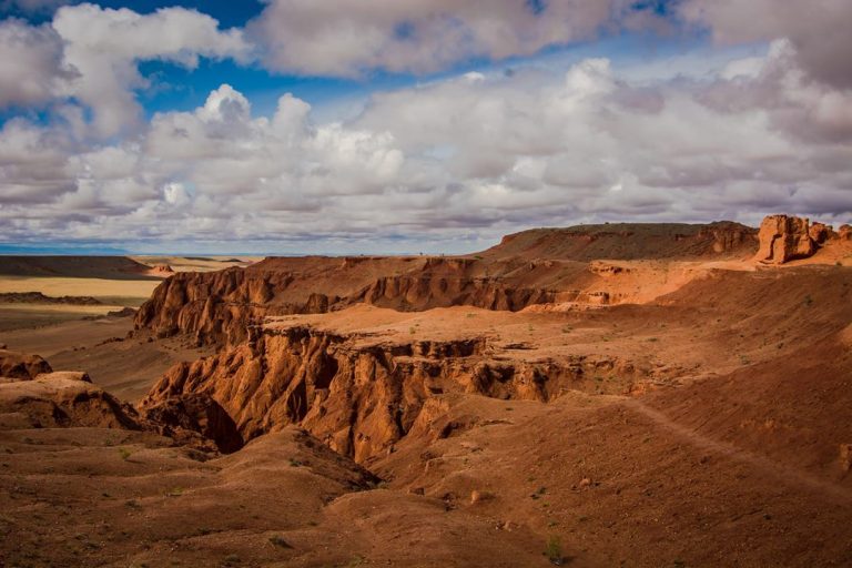 Bayanzag - Mongolia's Flaming Cliffs