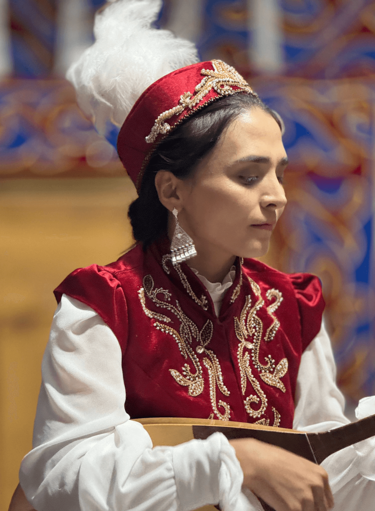 Mongol Kazakh musician | Altai and eagles small group tour